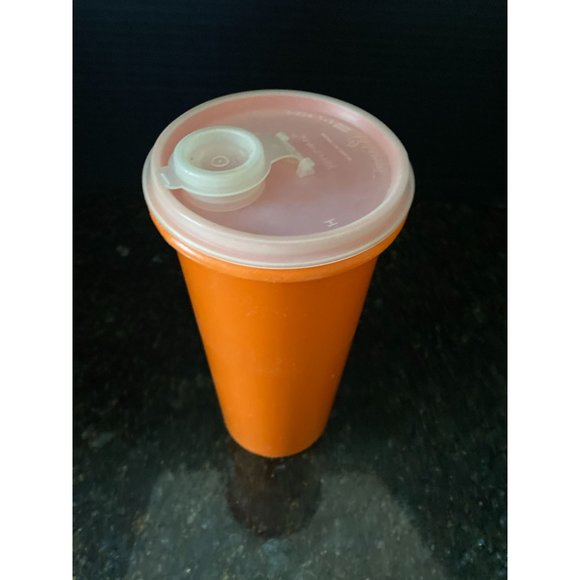 Tupperware 1 Qt. Orange Container #262-9. Lid With Flip Spout - Picture 3 of 9